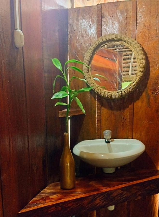 Casa Kukama Lodge Iquitos Extérieur photo